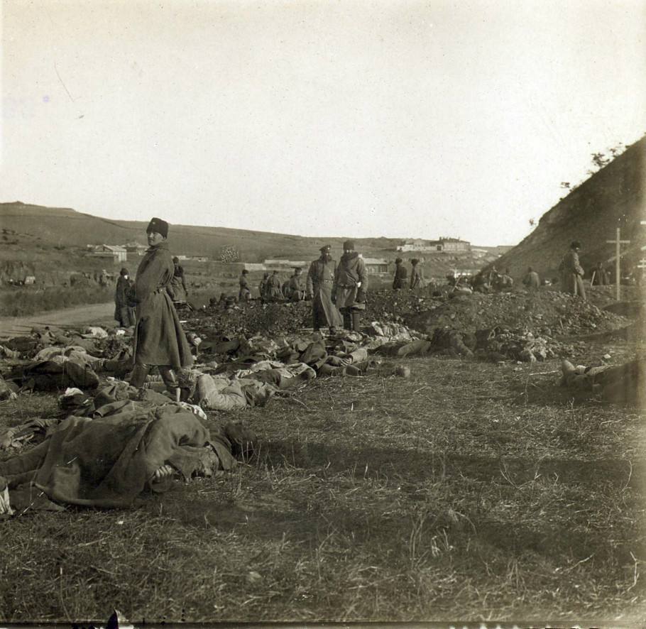  p>203高地,指猴(后) a target="_blank" href="/item/石山/32881"