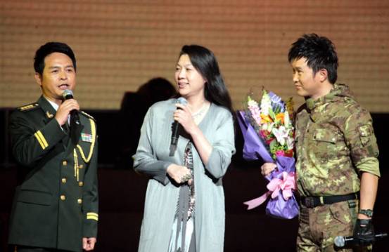 文工团,成立于1966年7月,二炮文工团的前身是公安部队政治部文工团