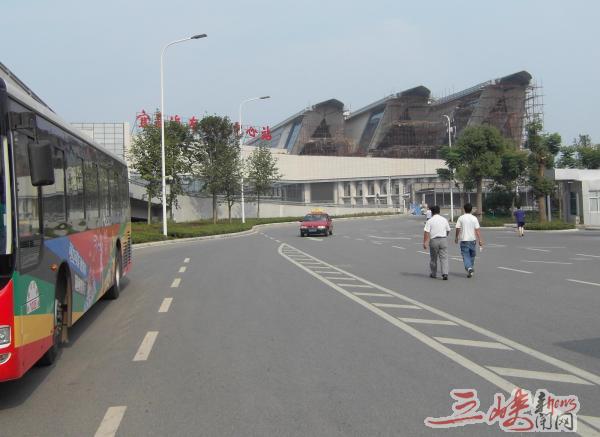 target="_blank" href="/item/宜昌">宜昌 /a>汽车客运中心站位于 a
