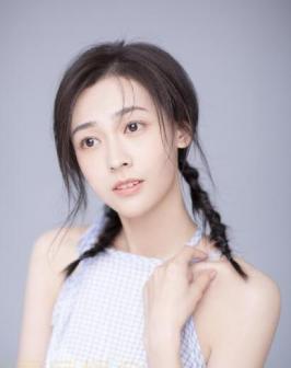 丁笑滢_百度百科