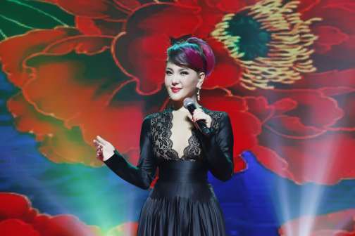 乌兰图雅（中国内地蒙古族青年女歌唱演员、国家二级演员）_百度百科