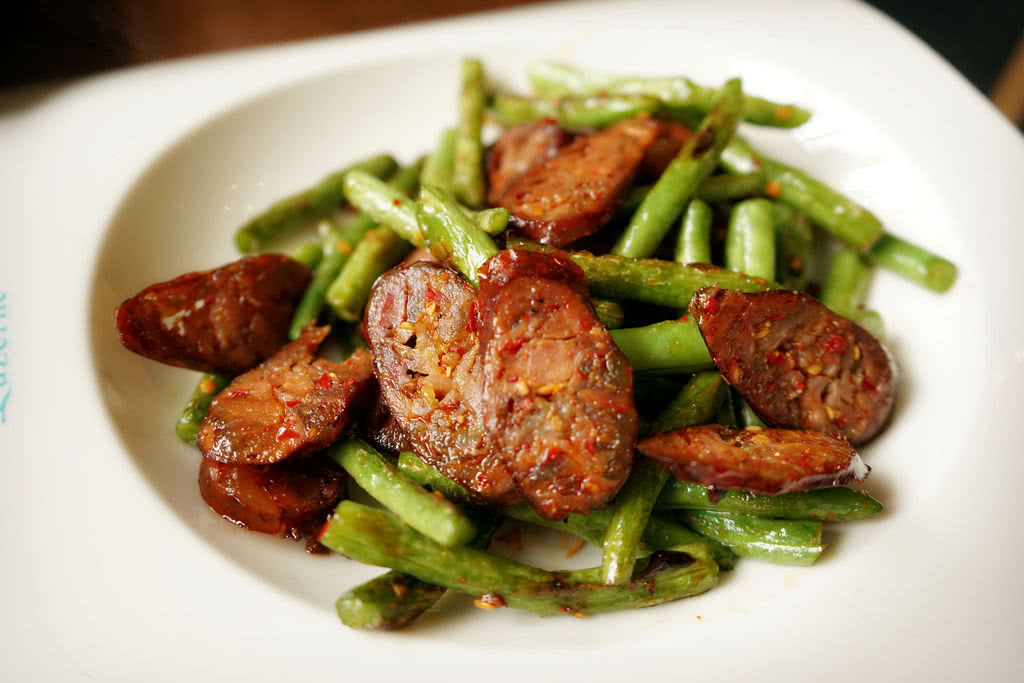 豆角炒香肠