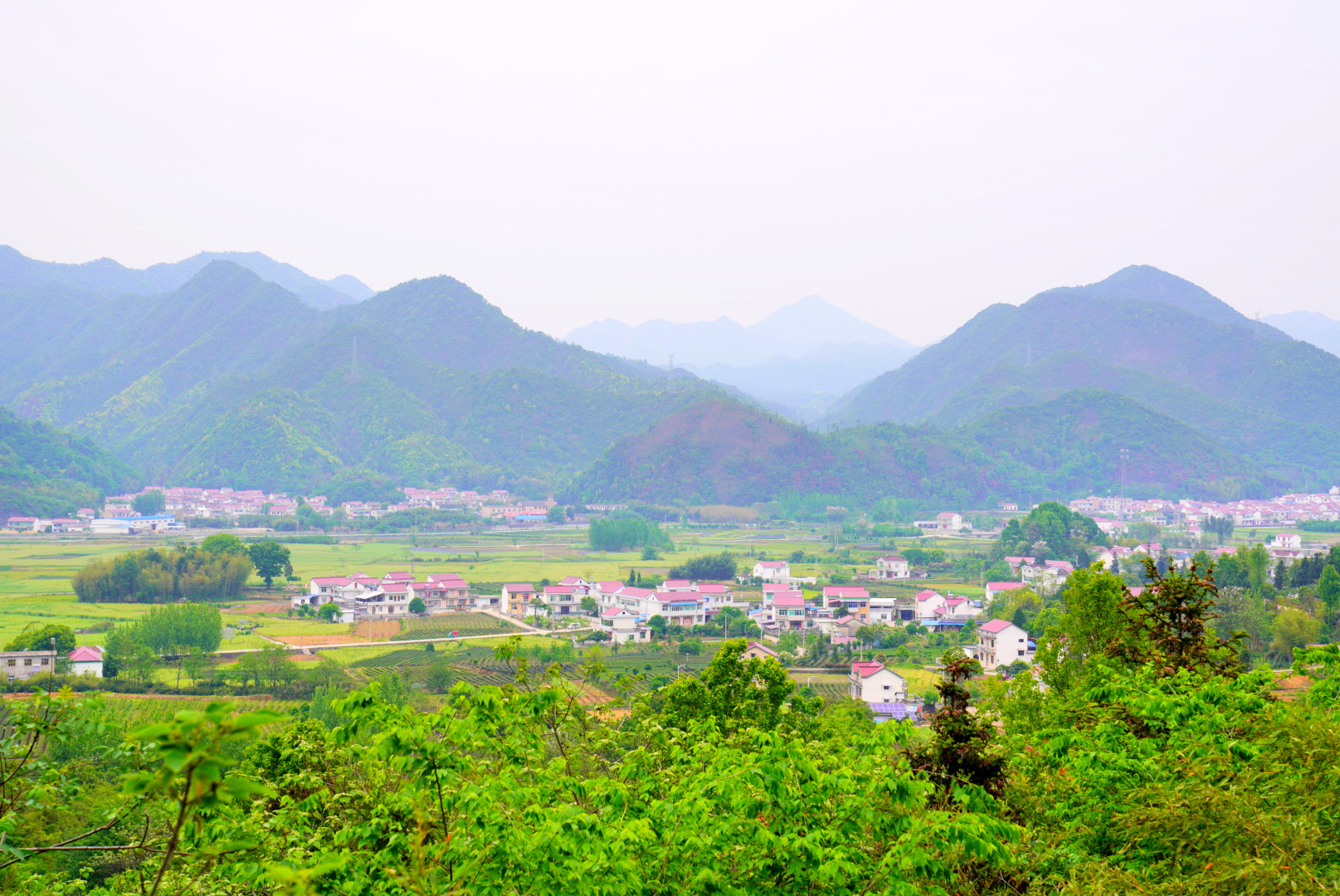  p data-id="gnb8mjsbrv">丁香镇,隶属于安徽省池州市石台县,地处 a