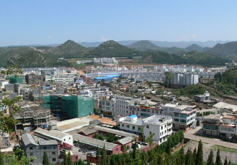  p>中枢镇,隶属于云南省红河哈尼族彝族自治州泸西县,地处 a target="