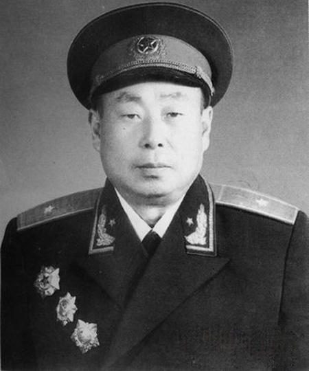 1996),原名胡能清,四川 a target="_blank" href="/item/南充/399166"