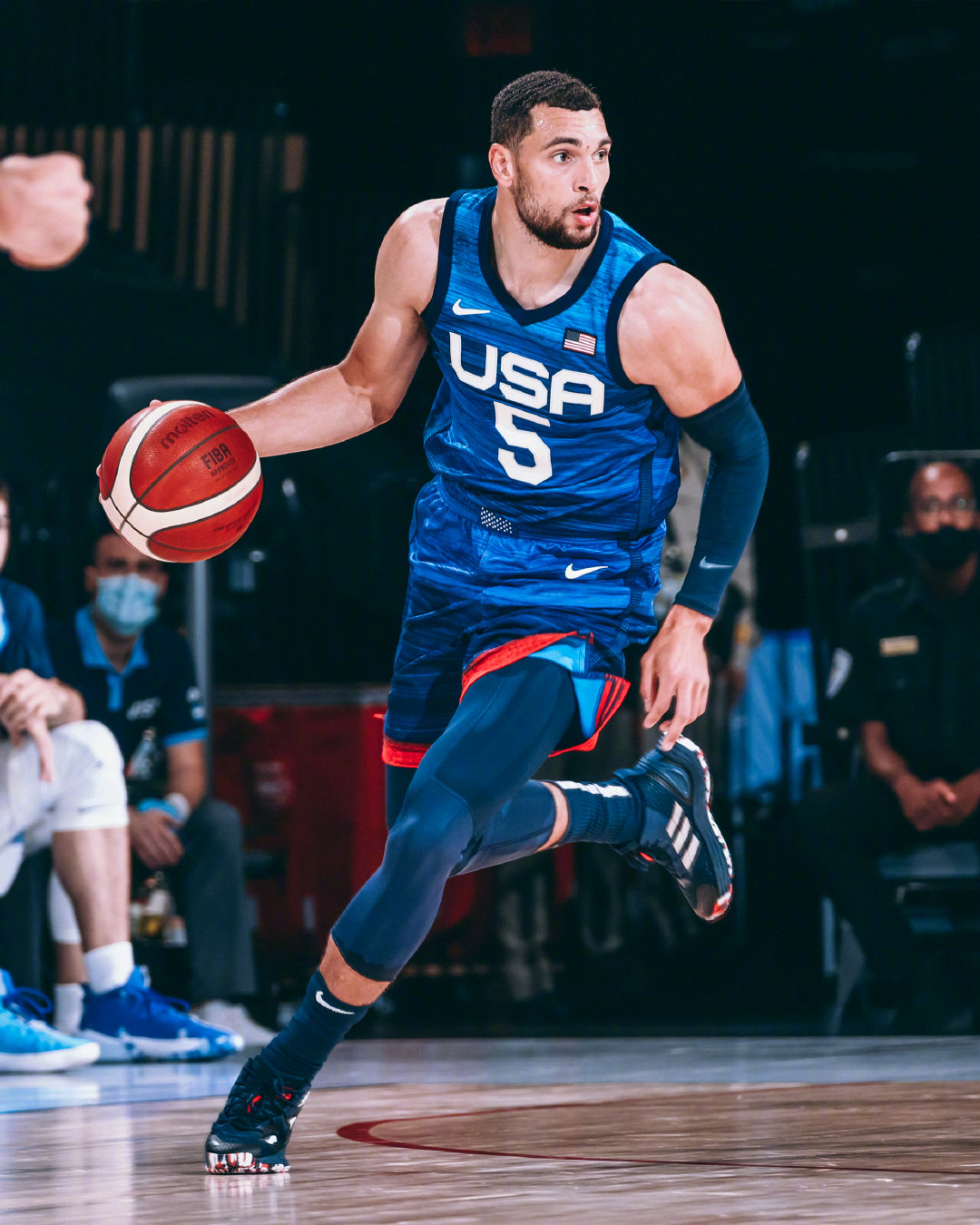  p>扎克·拉文(zach lavine),1995年3月10日出生于 a target="_blank"