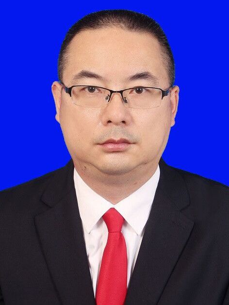  p data-id="gn0iwxp9gg">蹇旭,男,汉族,四川苍溪县人,1971年8月出生.