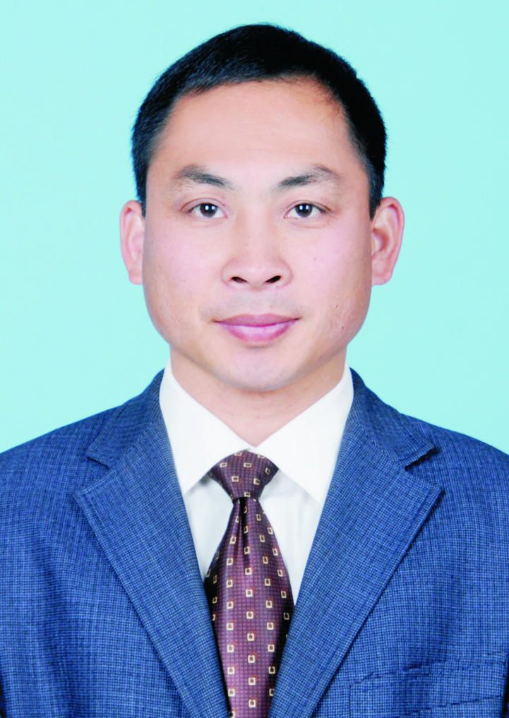 沈国清,现任丽水市庆元县左溪镇党委书记<