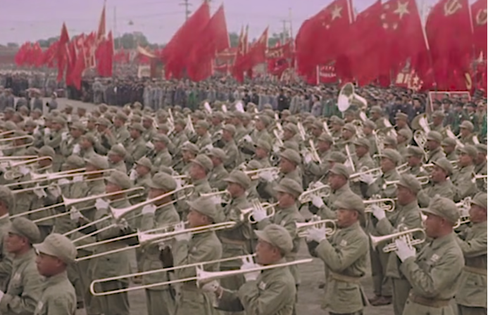 国庆定在十一，阅兵飞机飞两圈，开国大典3点举行，为何这样安排_百科TA说