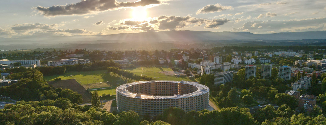  p>洛桑大学(université de lausanne),简称unil,是 a target="