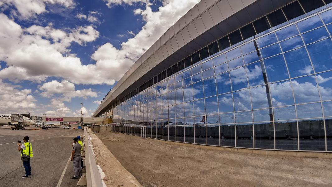 比什凯克马纳斯国际机场