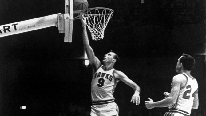  p>鲍勃·佩蒂特(bob pettit),1932年12月12日出生于美国 a href="#">