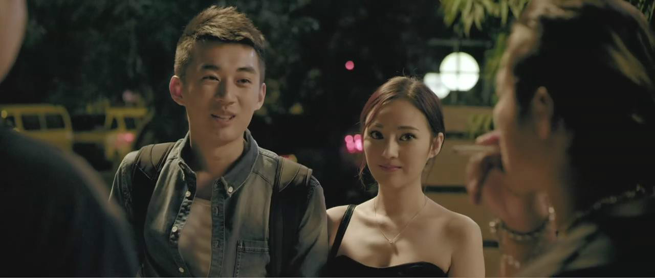 《绿茶妹2》是由令晨执导,蒋伟杰,刘学义,潘春春等主演的电影,于2013