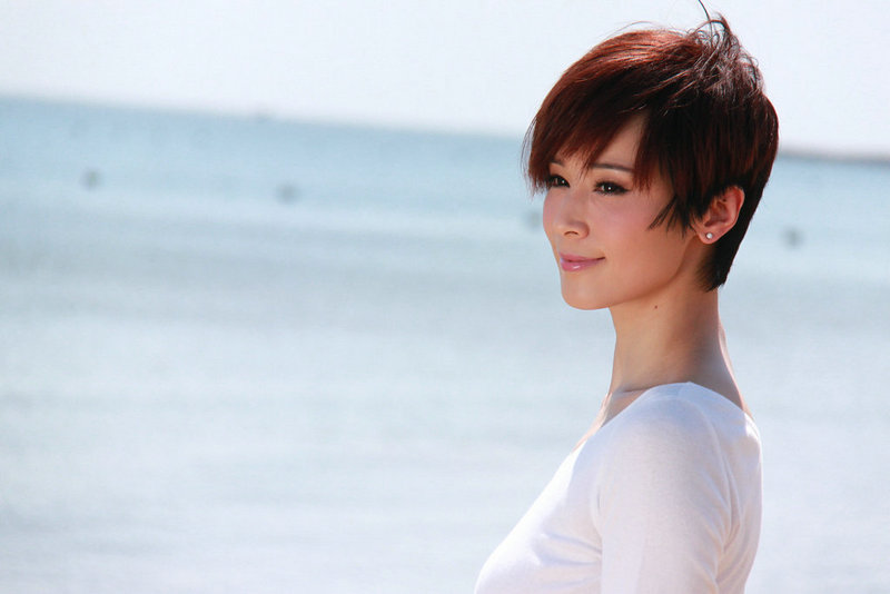 石小群