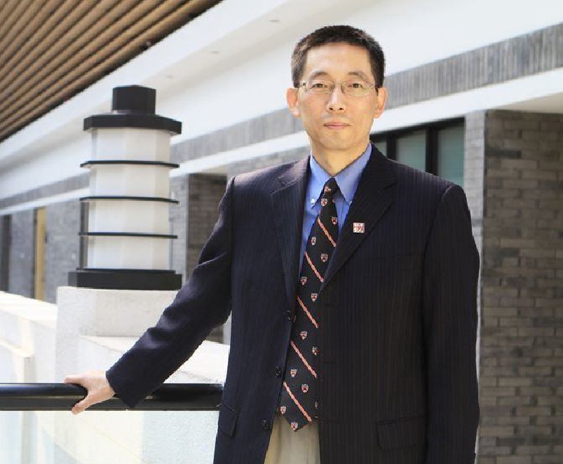  p>施一公,男,汉族,1967年5月5日出生于河南省郑州市,结构生物学家, a