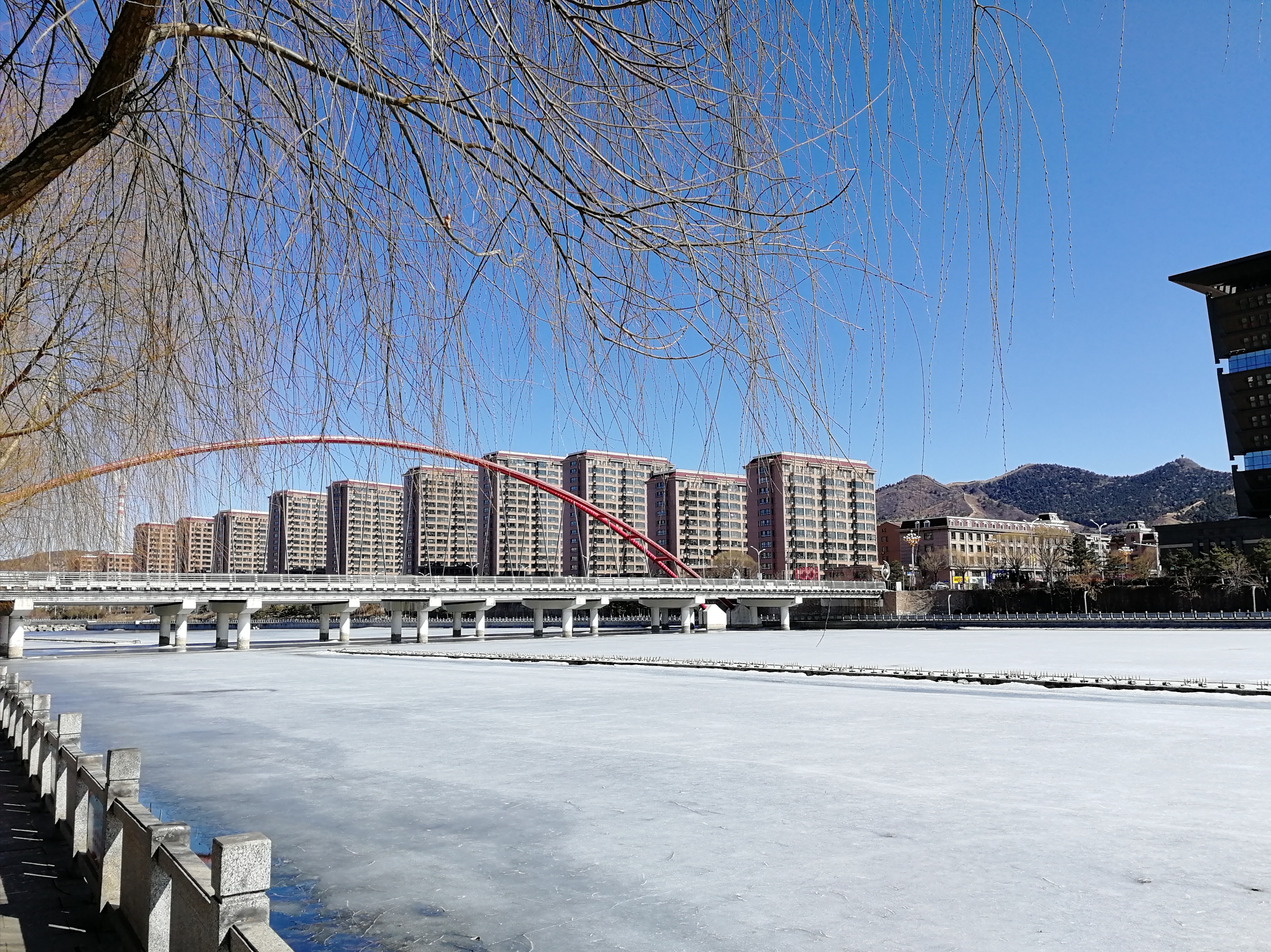  p>城市也叫城市聚落,一般包括了 a target="_blank" href="/item