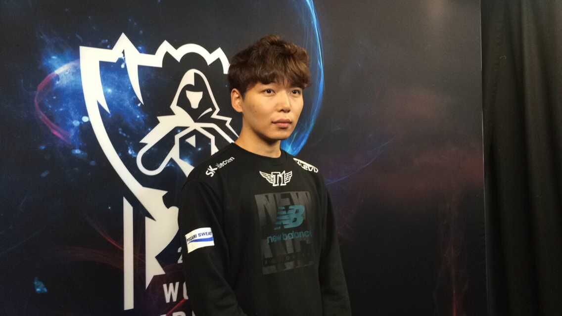  p>张庆欢,1991年2月12日出生于韩国,游戏id:marin,韩国《 a href="#"