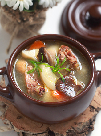 杏鲍菇炖汤