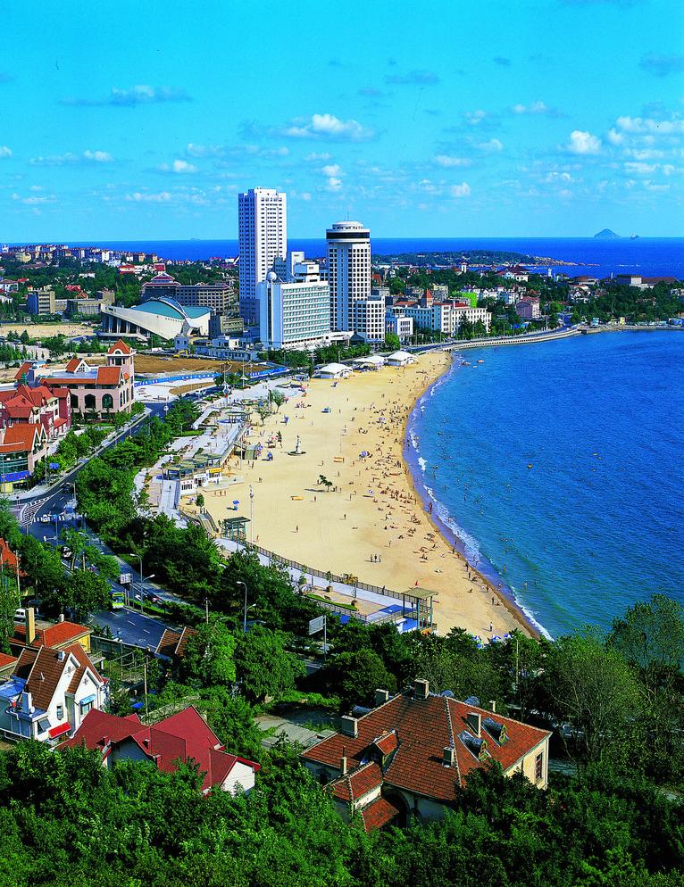  p>爱情角,坐落在风景秀丽的青岛信号山南麓,位于青岛八大关风景区内