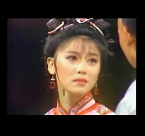 官晶华