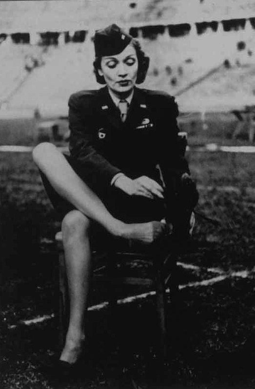 (marlene dietrich,1901年12月27日—1992年5月6日),生于德国柏林,德