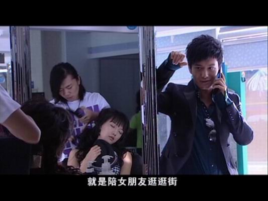  p>《暗香》是一部中国大陆电视剧,全剧共有33集,曾用名《被爱放逐》.