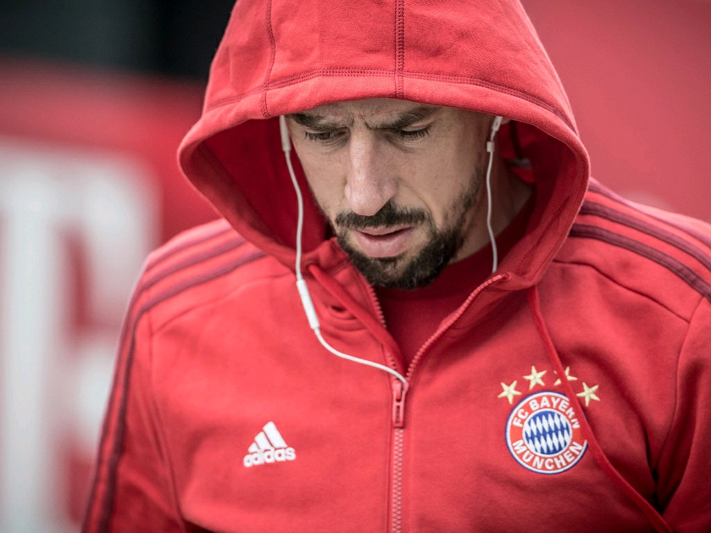  p>弗兰克·里贝里(franck ribéry),1983年4月7日出生于法国 a