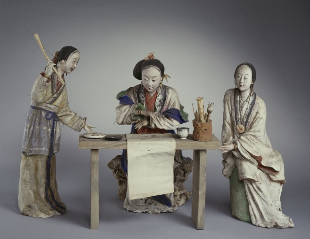  p>彩塑惜春作画像是中国天津第一代"泥人张"张明山创作的一件雕塑