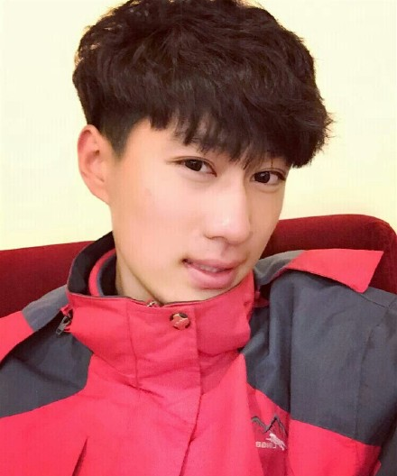 张瀚文