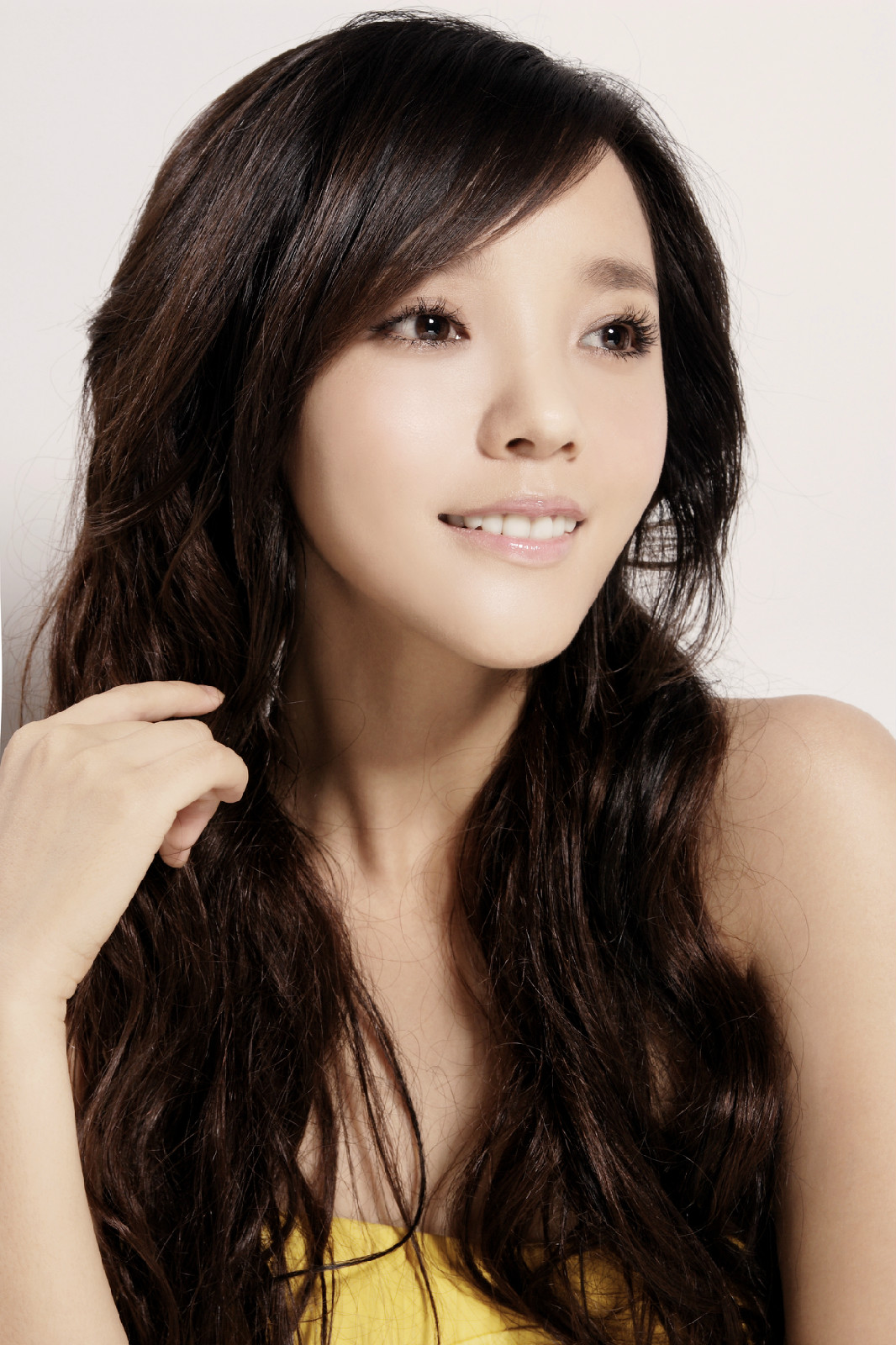 u">阳蕾(shine yang),1984年10月12日出生于重庆市,中国内地影视演员