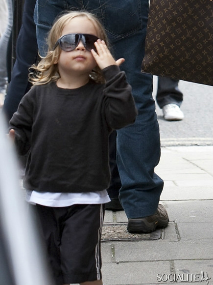  p>诺克斯·里昂·朱莉-皮特, a target="_blank" href="/item