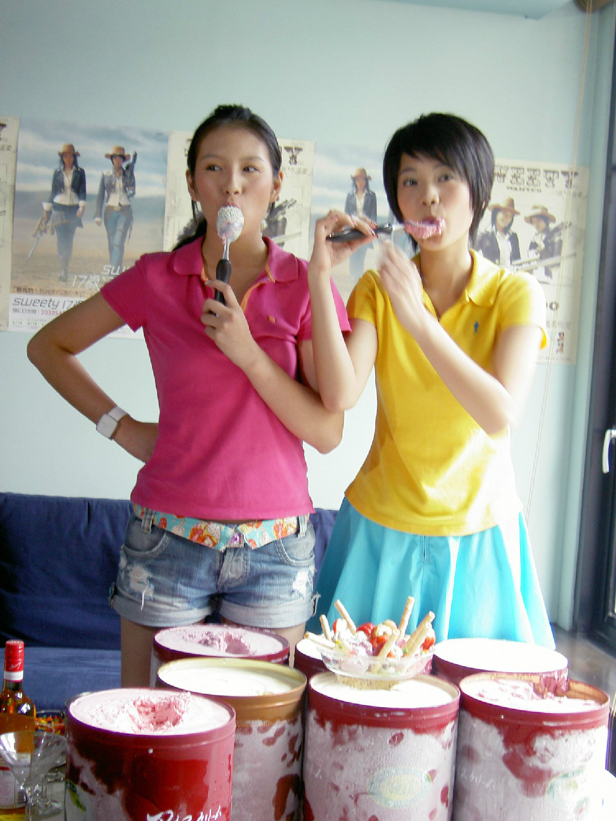  p>刘品言(esther lau),1988年8月8日出生于台湾省台北市,中国台湾