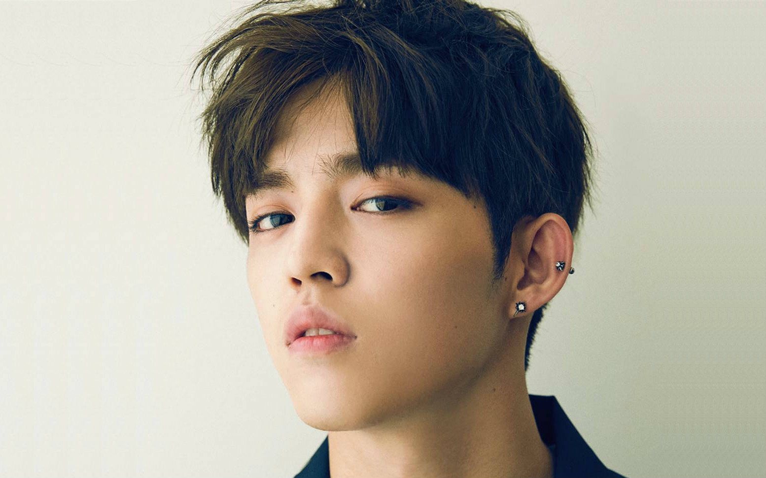 coups) /i>,1995年8月8日出生于韩国大邱,就读于 a target="_blank"