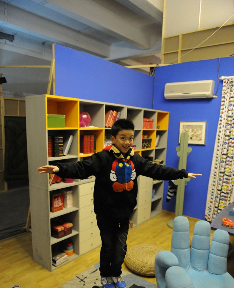  p>《家有外星人2》是由尚敬执导的当代科幻情景喜剧, a target="