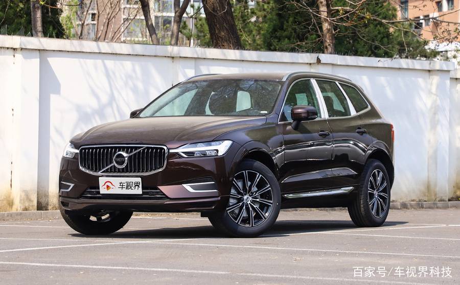 32万能买豪华中型SUV，XC60和发现运动的性价比体现在哪_百科TA说