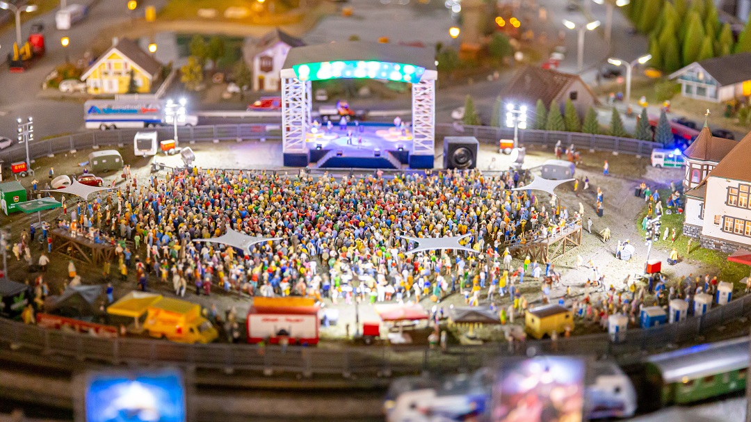  p>大梦探索乐园位于深圳市龙岗区平朗路9号万国城a栋1-3f. /p>