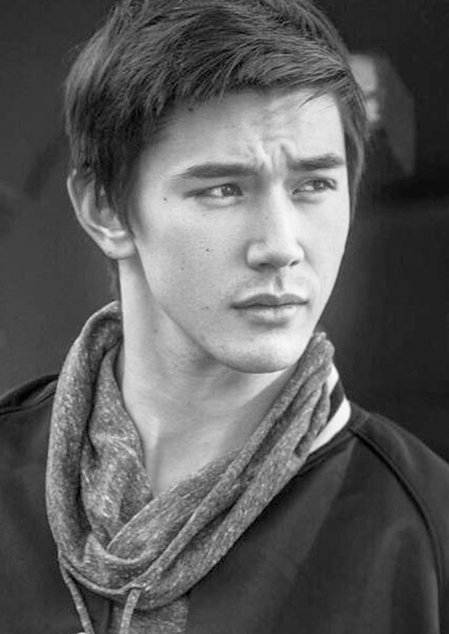  p>    康纳·约翰斯顿,演员,代表作品《合伙人之路》.  /p>