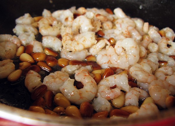 虾仁双蔬彩卤面