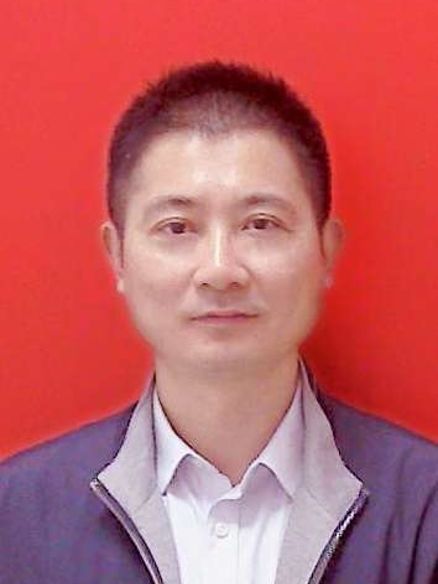  /p> p>现任长沙县人民政府办公室党组成员,副主任. /p>