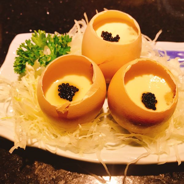 鱼子酱蒸山水蛋