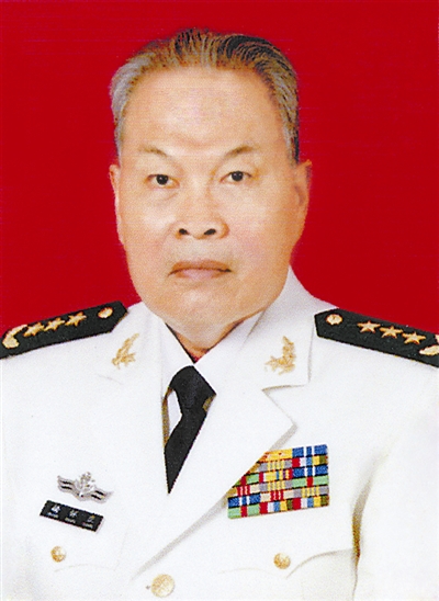 12),男,山东寿光人.海军上将军衔.1958年1月参加中国人民解放军.