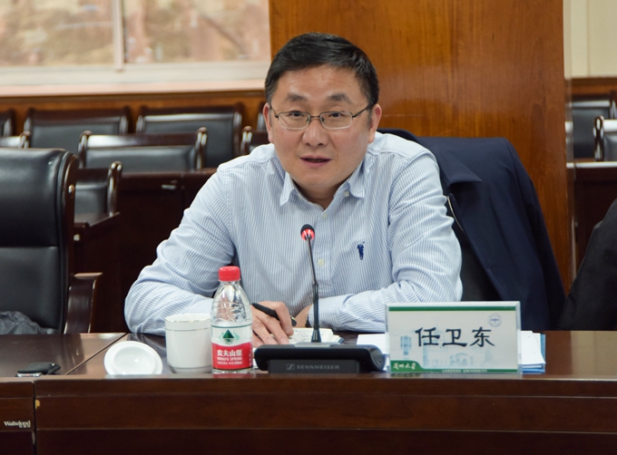  p>任卫东,高级记者.现任新华通讯社甘肃分社党组书记,社长. /p>