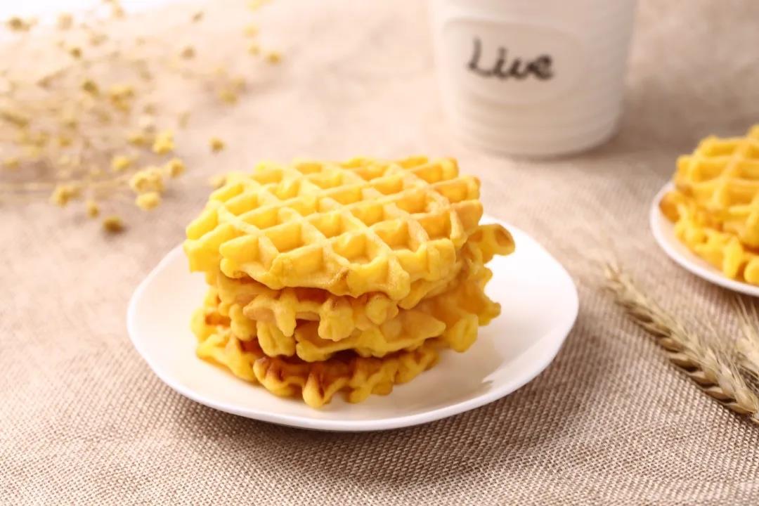 class="ref" data-ctrid="hlttxa4e">卡侬尼华夫饼 /span>是回头客