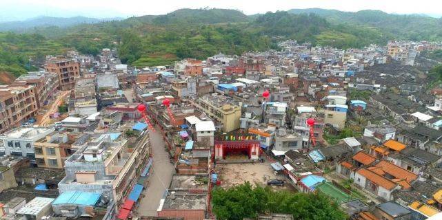  p>高埔镇,隶属于广东省 a target="_blank" href="/item/揭阳市