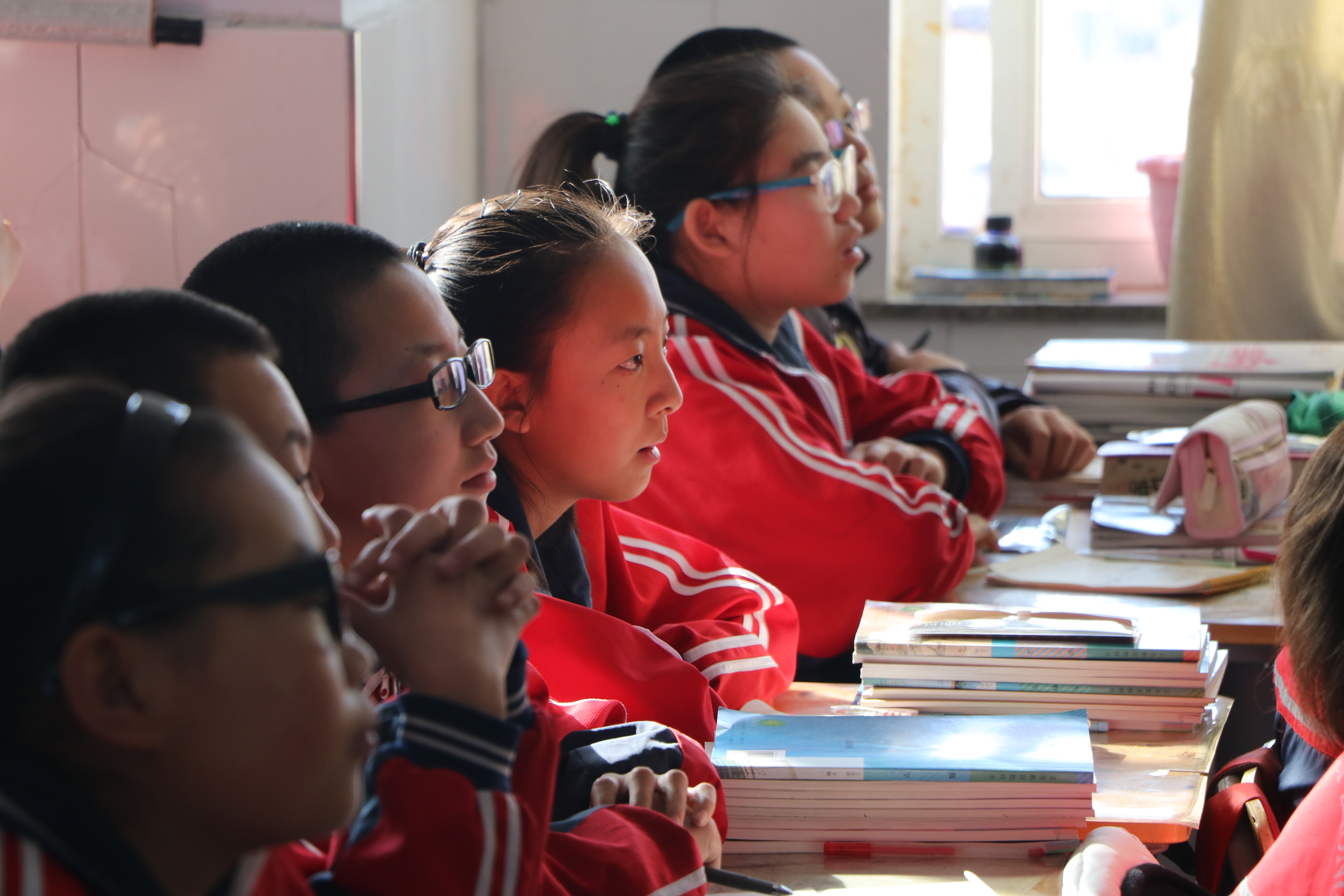 多伦县第四中学