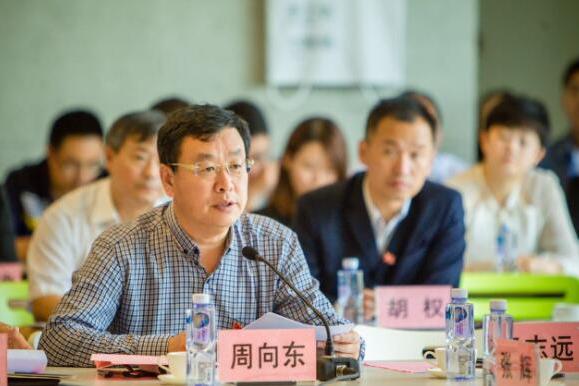 城乡建设和环境资源委员会副主任委员,北戴河区人大常委会党组书记, a