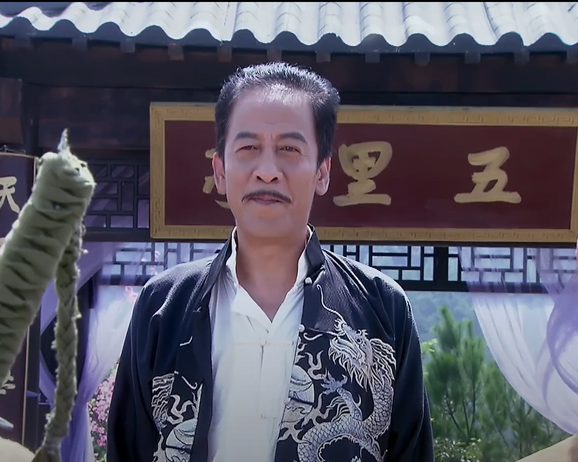  /a>》中的角色,由 a target="_blank" href="/item/孔庆三/142309