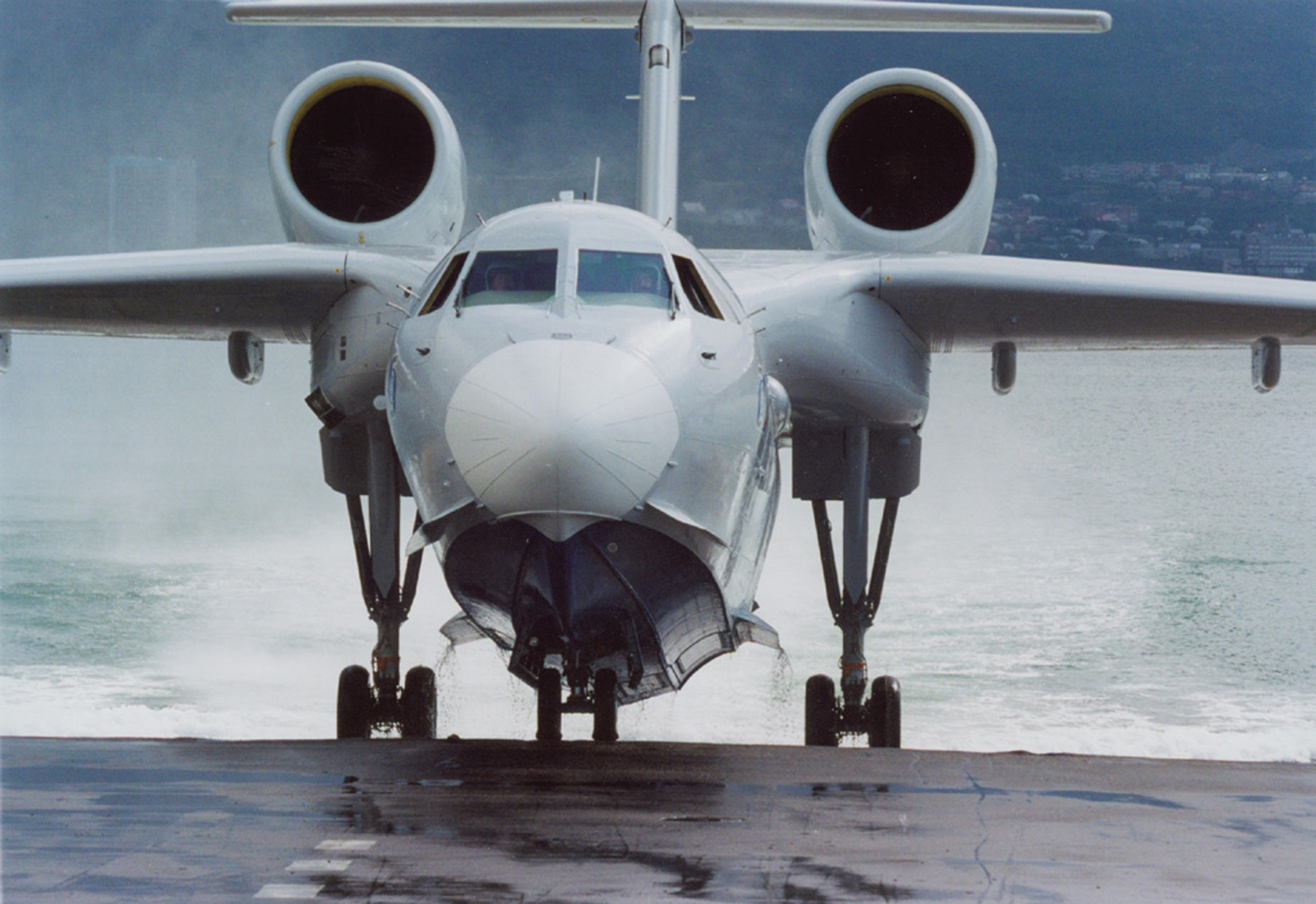  p> a target="_blank" href="/item/别-200水上飞机/10262958" data