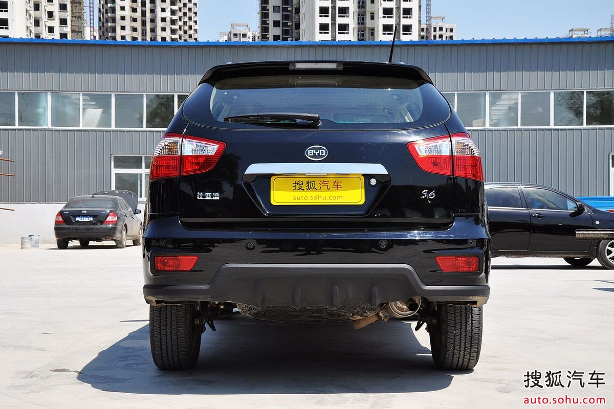 比亚迪s6