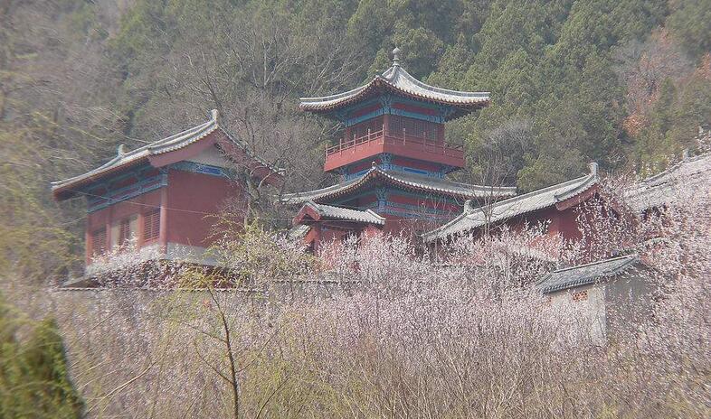 灵泉寺景区,位于山东省 a target="_blank" href="/item/沂水县